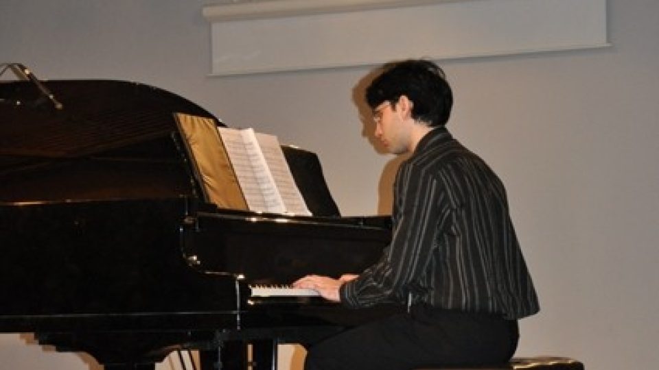 Interpret u klavíru