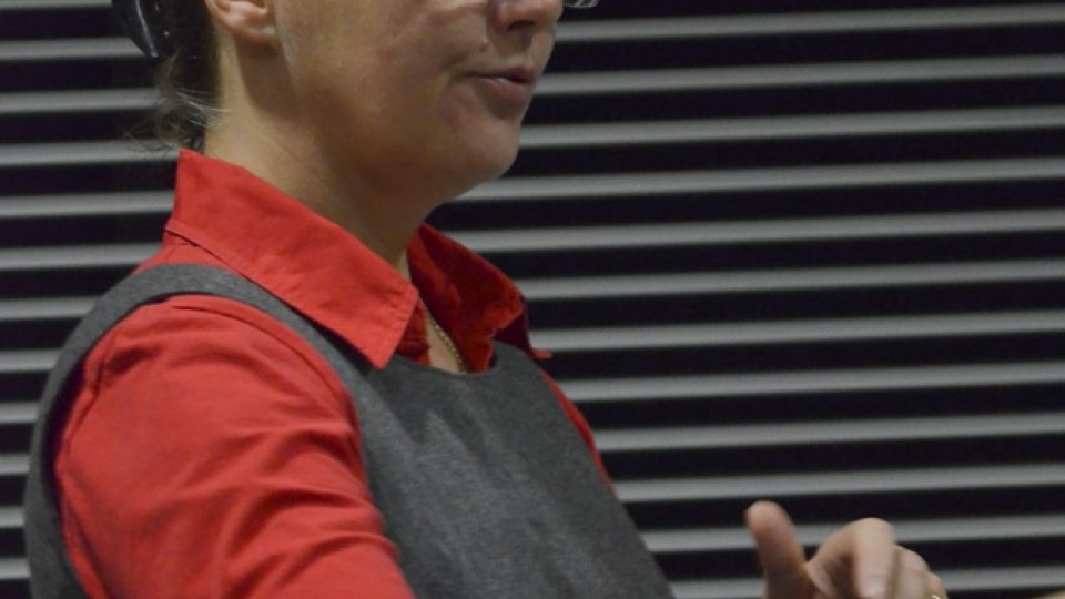 Apolena Veldová při natáčení minutové hry Lucka | foto: Prokop Havel, Český rozhlas Apolena Veldová při natáčení minutové hry Lucka