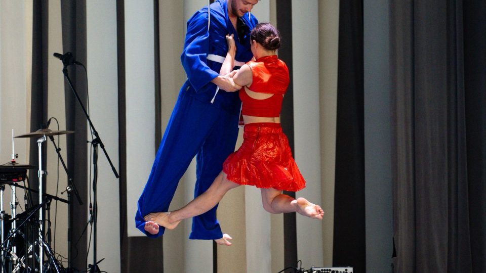 Vystoupení Dětského pěveckého sboru na Českém národním dni v Ósace