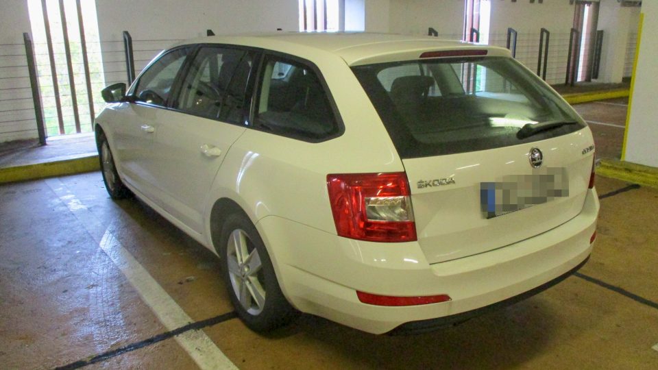 Český rozhlas nabízí k prodeji automobil značky ŠKODA Octavia III 1,6 TDI kombi (nabídka č. 5305)
