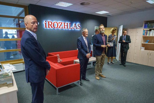 V roce 2017 spustil Český rozhlas zpravodajský web iROZHLAS.cz, který velmi kladně hodnotitele zaujal nejen s ohledem na vysokou kvalitu zpravodajství, ale také s ohledem na inovace a technologie. 